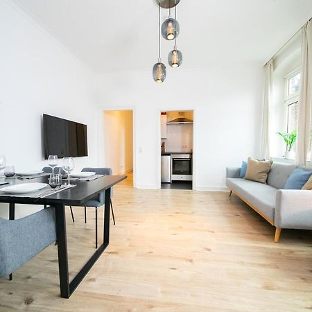 Favorite Stays - Suite And More - Kitchen Нойс Экстерьер фото
