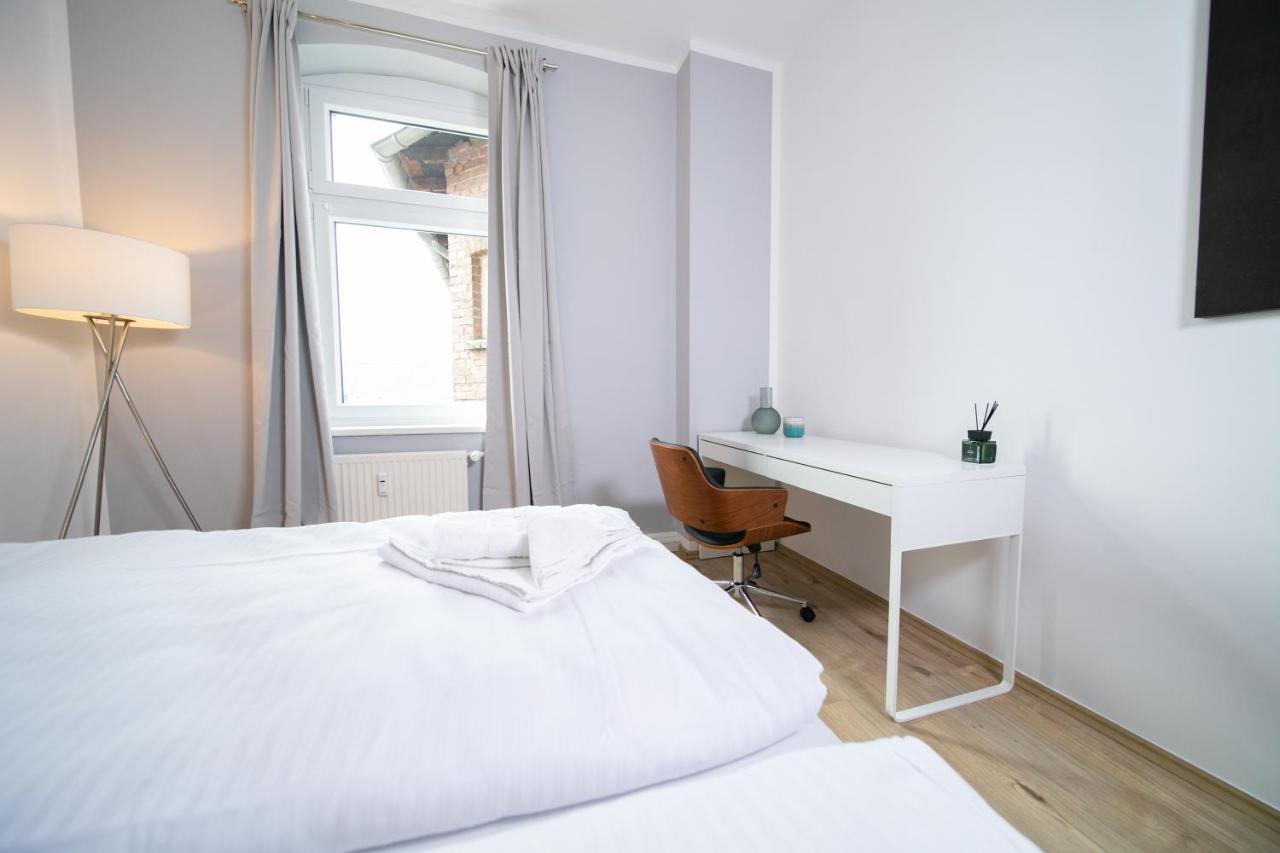 Favorite Stays - Suite And More - Kitchen Нойс Экстерьер фото